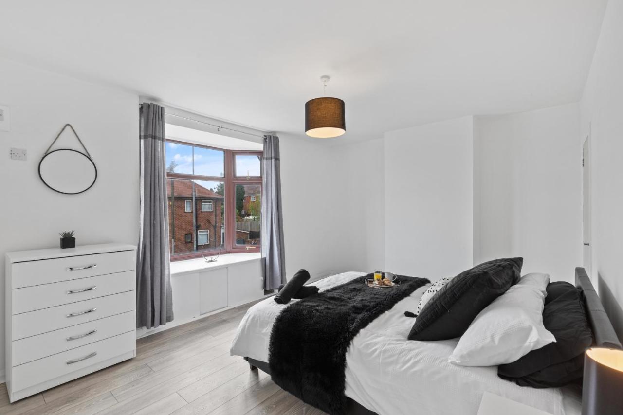 Nuneaton - Ideal 3 Bedroom, Wi-Fi Parking, Sleeps 6 - Jrr Stays المظهر الخارجي الصورة
