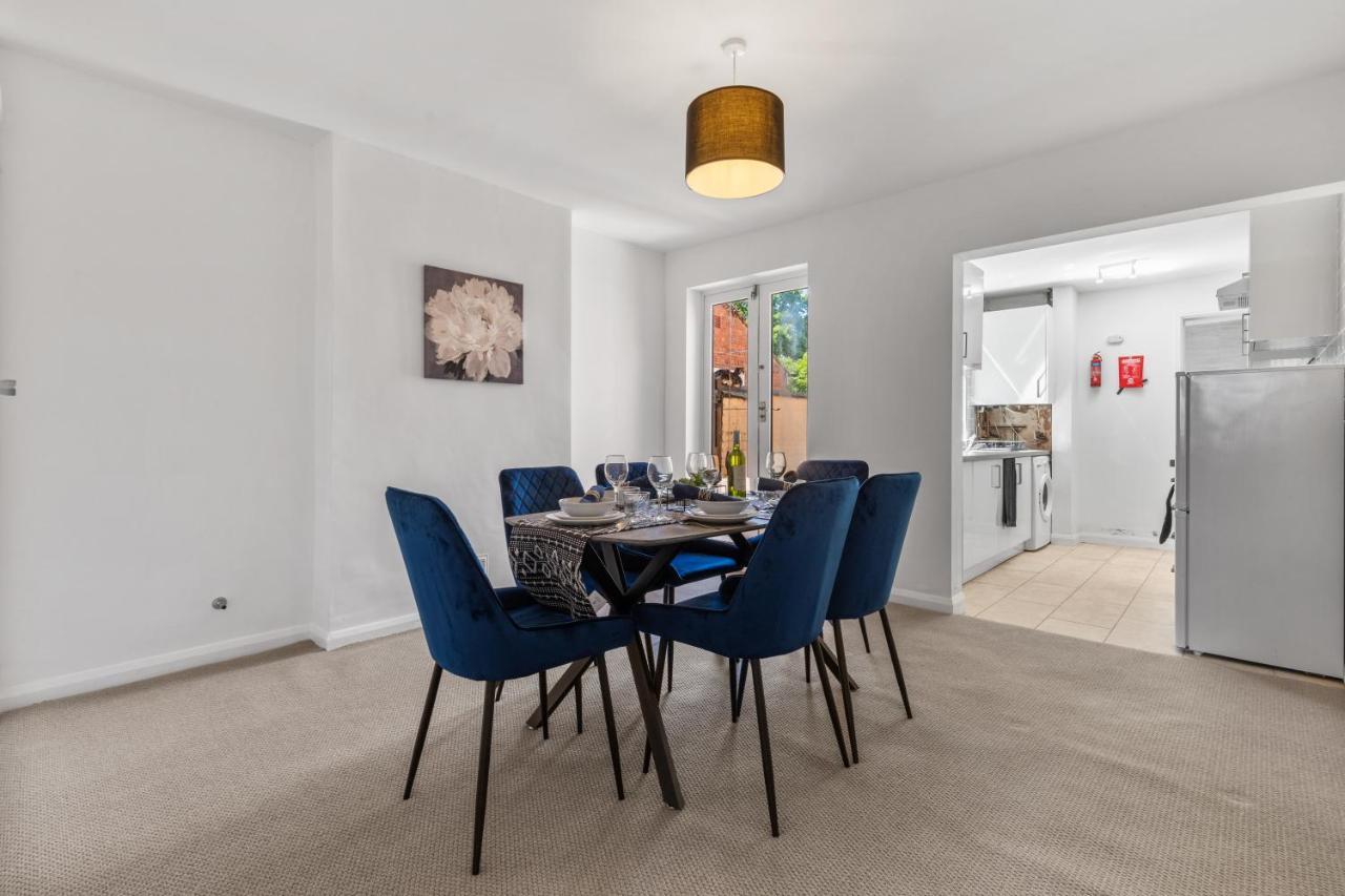 Nuneaton - Ideal 3 Bedroom, Wi-Fi Parking, Sleeps 6 - Jrr Stays المظهر الخارجي الصورة