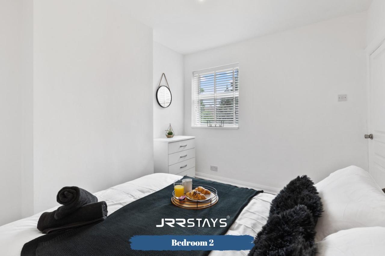 Nuneaton - Ideal 3 Bedroom, Wi-Fi Parking, Sleeps 6 - Jrr Stays المظهر الخارجي الصورة